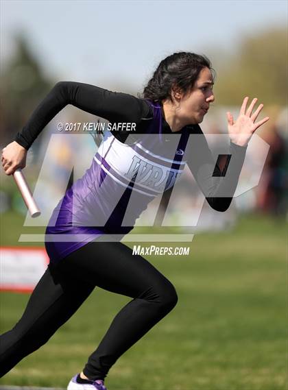 Thumbnail 3 in Yuma Invitational Track Meet photogallery.