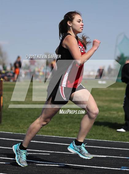 Thumbnail 3 in Yuma Invitational Track Meet photogallery.