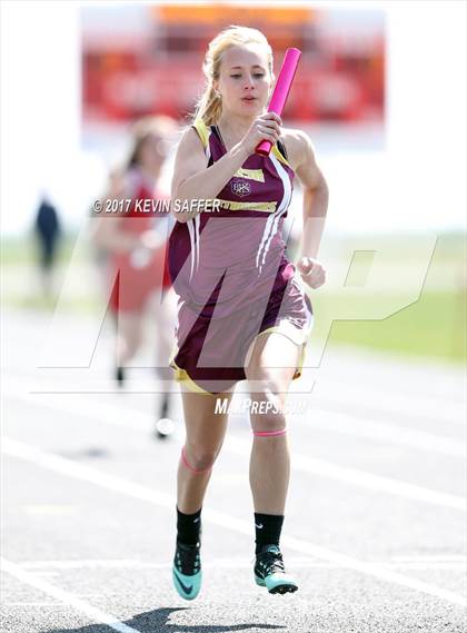 Thumbnail 2 in Yuma Invitational Track Meet photogallery.