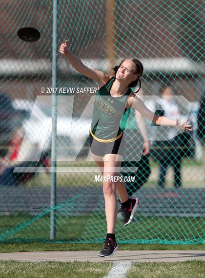 Thumbnail 3 in Yuma Invitational Track Meet photogallery.