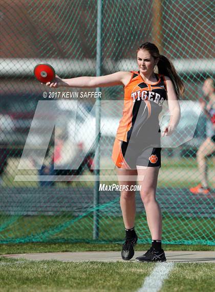Thumbnail 2 in Yuma Invitational Track Meet photogallery.
