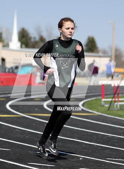 Thumbnail 1 in Yuma Invitational Track Meet photogallery.