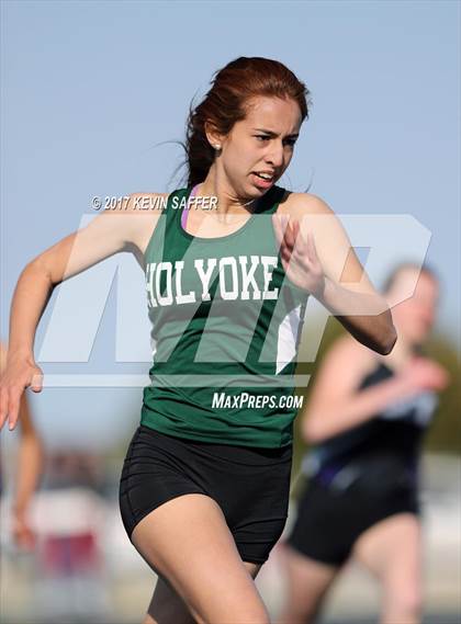 Thumbnail 2 in Yuma Invitational Track Meet photogallery.