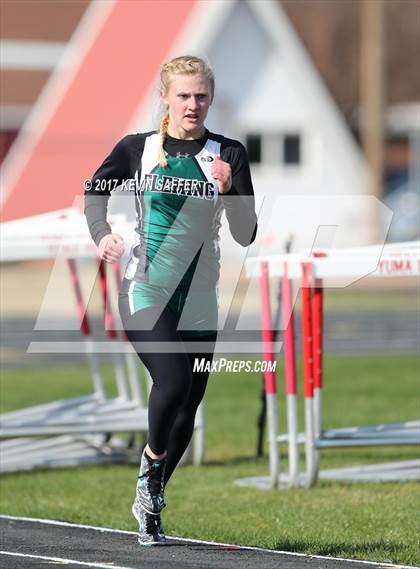 Thumbnail 2 in Yuma Invitational Track Meet photogallery.