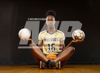 Thumbnail 2 in 2022-23 MaxPreps Female National Athlete of the Year (Joyce Edwards) photogallery.