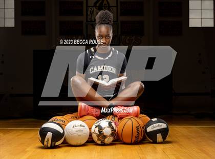 Thumbnail 3 in 2022-23 MaxPreps Female National Athlete of the Year (Joyce Edwards) photogallery.