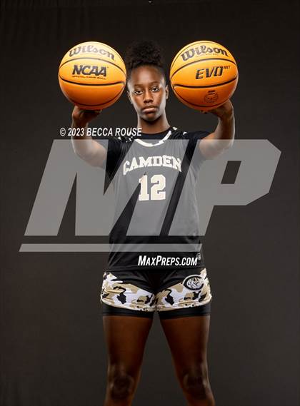 Thumbnail 3 in 2022-23 MaxPreps Female National Athlete of the Year (Joyce Edwards) photogallery.