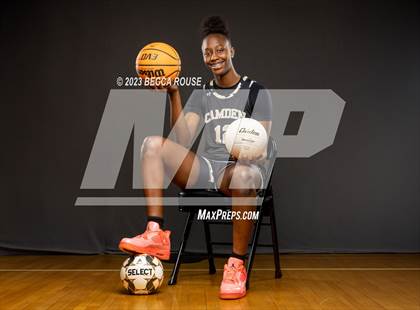 Thumbnail 3 in 2022-23 MaxPreps Female National Athlete of the Year (Joyce Edwards) photogallery.