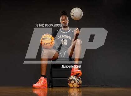 Thumbnail 3 in 2022-23 MaxPreps Female National Athlete of the Year (Joyce Edwards) photogallery.