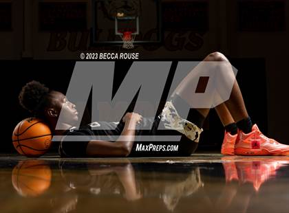 Thumbnail 3 in 2022-23 MaxPreps Female National Athlete of the Year (Joyce Edwards) photogallery.