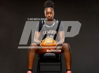 Thumbnail 1 in 2022-23 MaxPreps Female National Athlete of the Year (Joyce Edwards) photogallery.