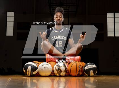 Thumbnail 2 in 2022-23 MaxPreps Female National Athlete of the Year (Joyce Edwards) photogallery.