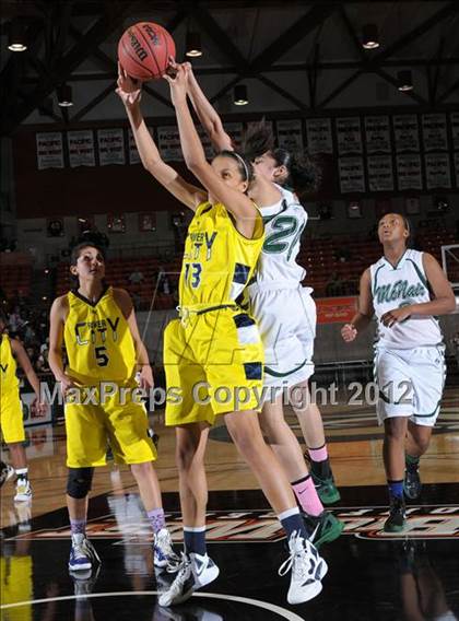 Thumbnail 3 in River City vs. McNair (CIF SJS D2 Playoffs) photogallery.