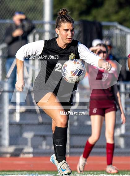 Thumbnail 3 in Rio Americano vs. Whitney (Rio Tournament) photogallery.