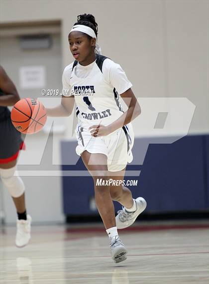 Thumbnail 1 in North Crowley vs. North Shore (McDonald's Texas Invitational) photogallery.