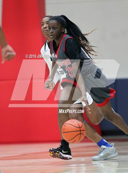 Thumbnail 3 in North Crowley vs. North Shore (McDonald's Texas Invitational) photogallery.