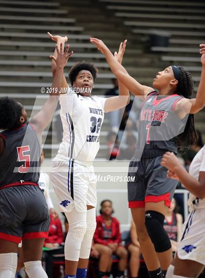 Thumbnail 3 in North Crowley vs. North Shore (McDonald's Texas Invitational) photogallery.