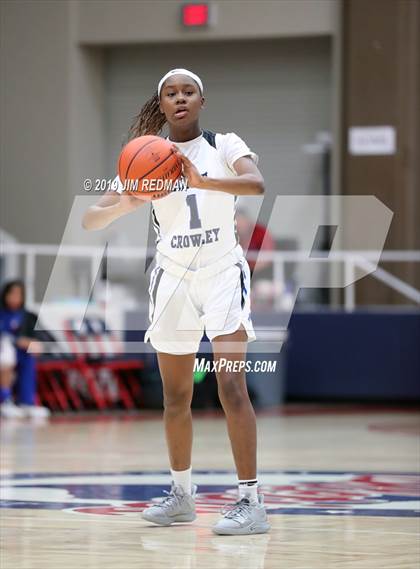 Thumbnail 2 in North Crowley vs. North Shore (McDonald's Texas Invitational) photogallery.