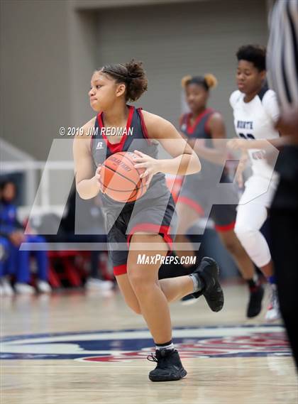 Thumbnail 1 in North Crowley vs. North Shore (McDonald's Texas Invitational) photogallery.