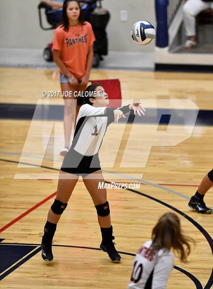 Thumbnail 1 in Cornerstone Christian vs Medina Valley (SAISD Invitational) photogallery.