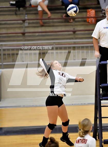 Thumbnail 3 in Cornerstone Christian vs Medina Valley (SAISD Invitational) photogallery.