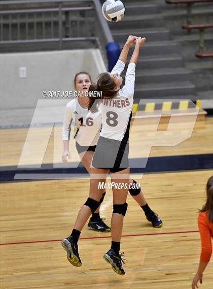 Thumbnail 3 in Cornerstone Christian vs Medina Valley (SAISD Invitational) photogallery.