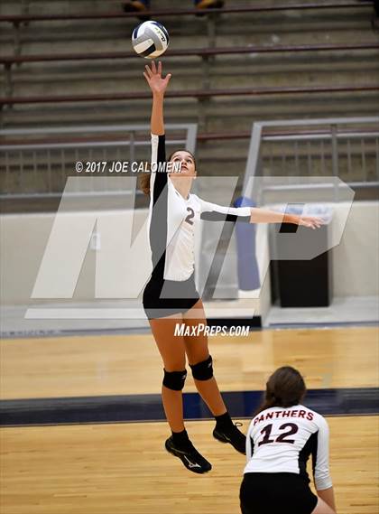 Thumbnail 2 in Cornerstone Christian vs Medina Valley (SAISD Invitational) photogallery.