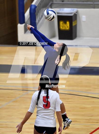 Thumbnail 2 in Cornerstone Christian vs Medina Valley (SAISD Invitational) photogallery.