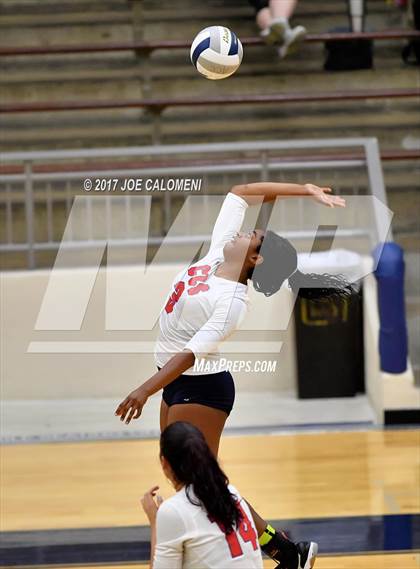 Thumbnail 3 in Cornerstone Christian vs Medina Valley (SAISD Invitational) photogallery.