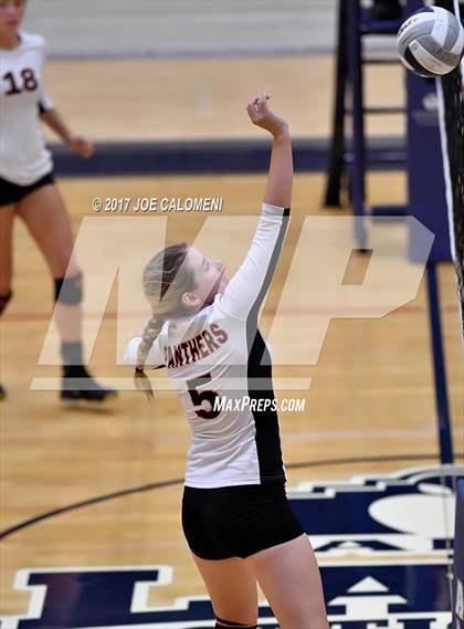 Thumbnail 2 in Cornerstone Christian vs Medina Valley (SAISD Invitational) photogallery.