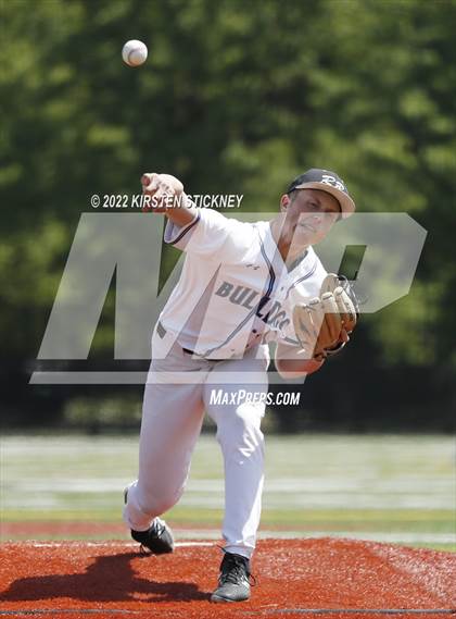 Thumbnail 2 in Riverside-Brookfield vs. Whitney Young photogallery.