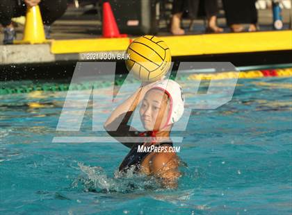 Thumbnail 1 in St. Ignatius vs Monte Vista (Tri-Valley Invitational) photogallery.