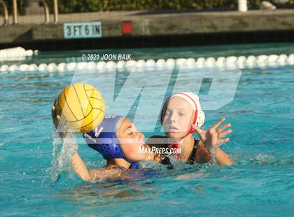 Thumbnail 2 in St. Ignatius vs Monte Vista (Tri-Valley Invitational) photogallery.