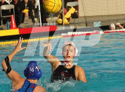Thumbnail 2 in St. Ignatius vs Monte Vista (Tri-Valley Invitational) photogallery.