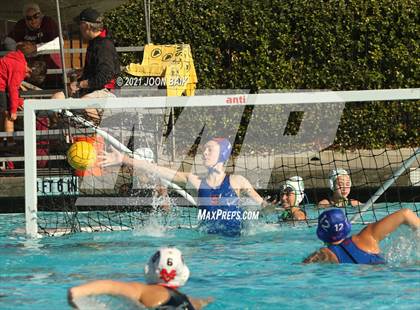 Thumbnail 3 in St. Ignatius vs Monte Vista (Tri-Valley Invitational) photogallery.