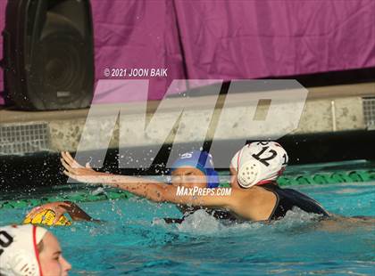 Thumbnail 2 in St. Ignatius vs Monte Vista (Tri-Valley Invitational) photogallery.