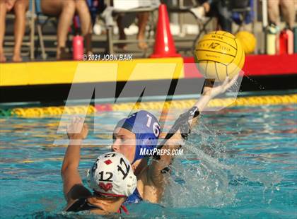 Thumbnail 3 in St. Ignatius vs Monte Vista (Tri-Valley Invitational) photogallery.