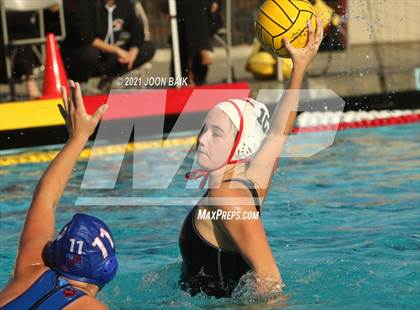 Thumbnail 2 in St. Ignatius vs Monte Vista (Tri-Valley Invitational) photogallery.