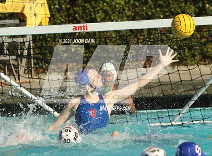 Thumbnail 1 in St. Ignatius vs Monte Vista (Tri-Valley Invitational) photogallery.