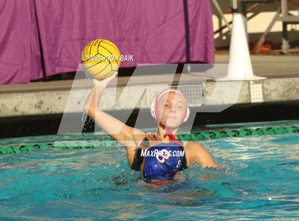Thumbnail 3 in St. Ignatius vs Monte Vista (Tri-Valley Invitational) photogallery.