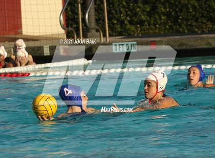 Thumbnail 3 in St. Ignatius vs Monte Vista (Tri-Valley Invitational) photogallery.