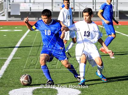Thumbnail 3 in Duarte vs Azusa photogallery.