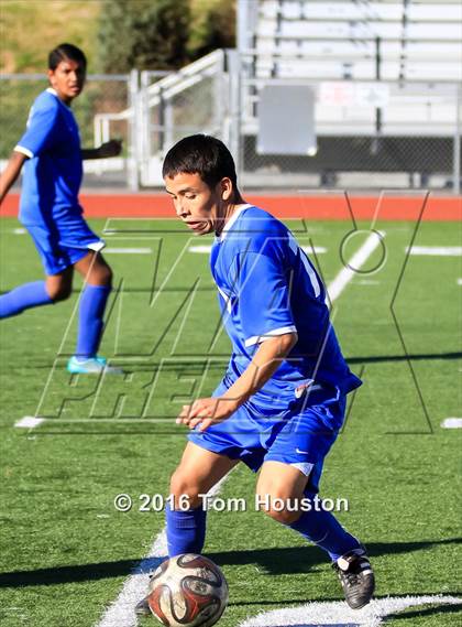 Thumbnail 2 in Duarte vs Azusa photogallery.