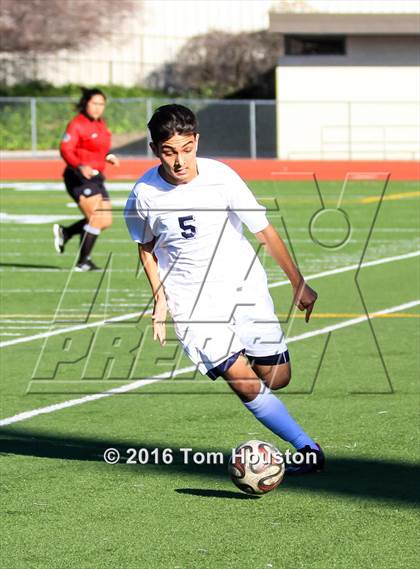 Thumbnail 2 in Duarte vs Azusa photogallery.