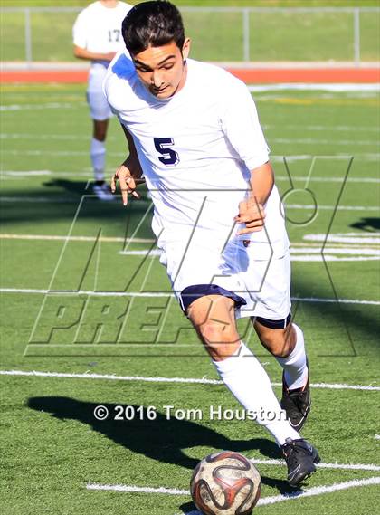 Thumbnail 2 in Duarte vs Azusa photogallery.