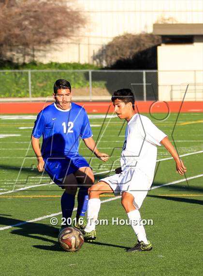 Thumbnail 2 in Duarte vs Azusa photogallery.