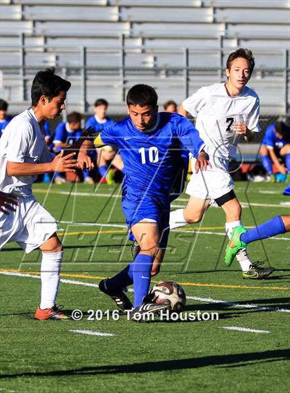 Thumbnail 3 in Duarte vs Azusa photogallery.
