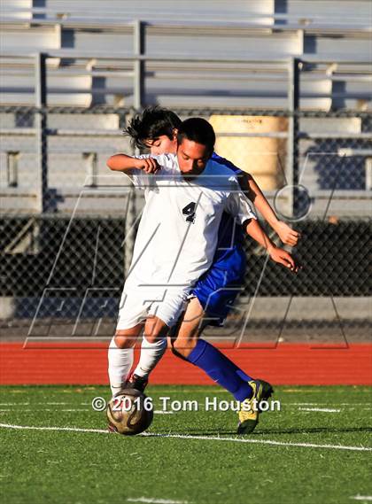 Thumbnail 1 in Duarte vs Azusa photogallery.