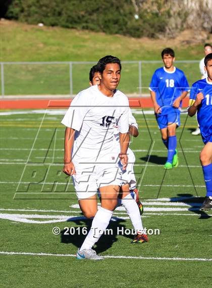 Thumbnail 3 in Duarte vs Azusa photogallery.
