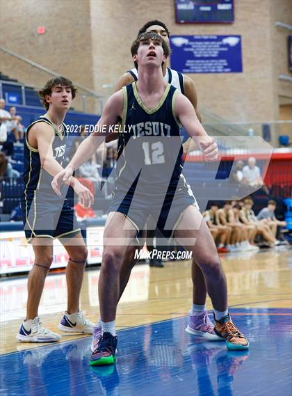 Thumbnail 1 in Dallas Jesuit vs. Lone Star (In-N-Out Tournament) photogallery.